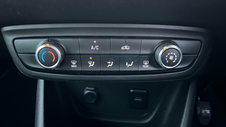 Vauxhall Crossland X 1.5 Turbo D [102] Griffin [Start Stop] Diesel Hatchback